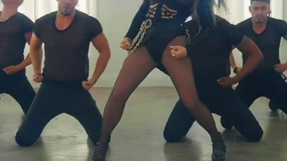 Paula Abdul "Cold Hearted" Tik Tok